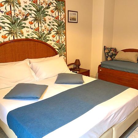 Casa Famiani Bed & Breakfast Letojanni Ngoại thất bức ảnh