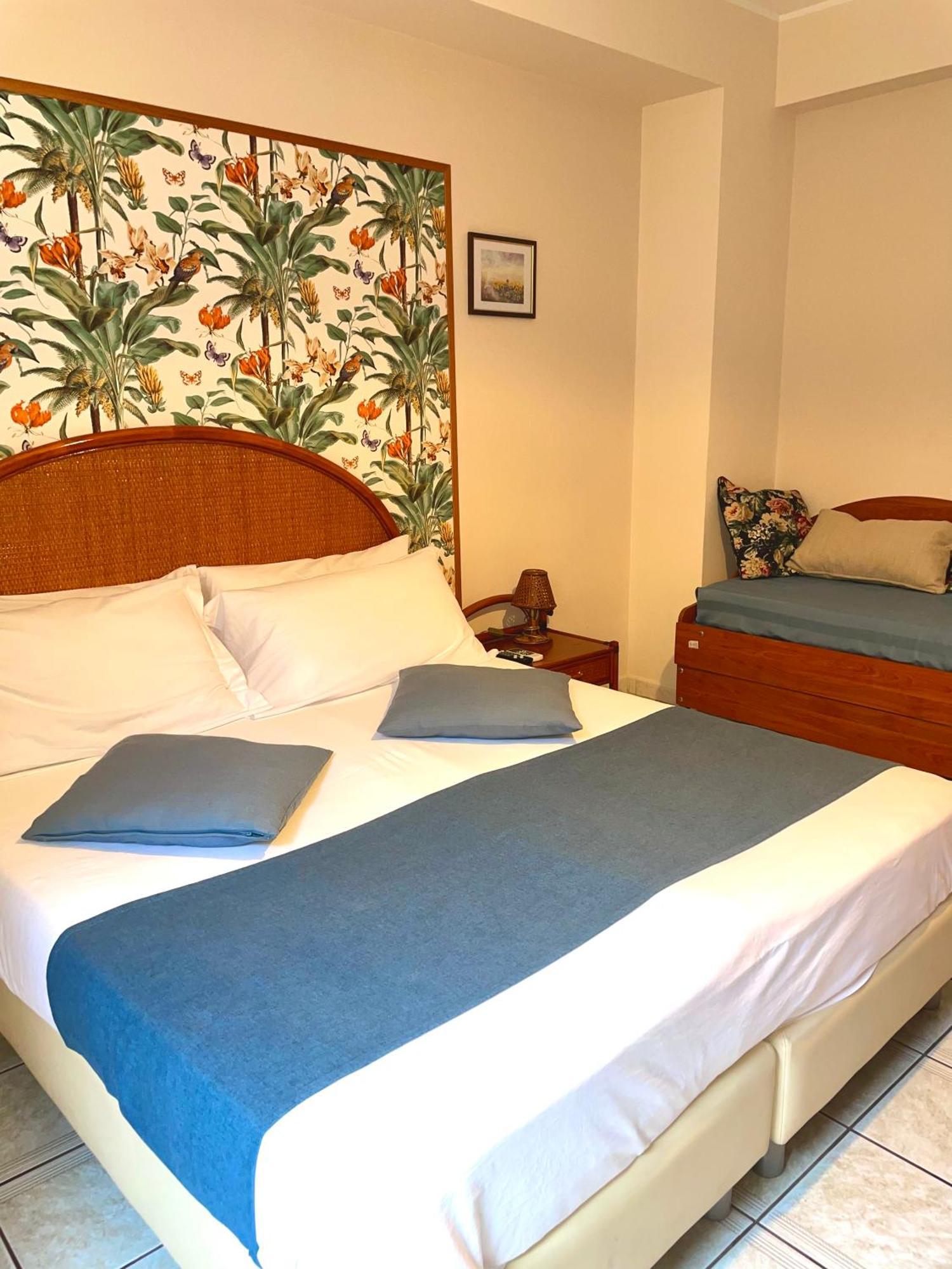 Casa Famiani Bed & Breakfast Letojanni Ngoại thất bức ảnh