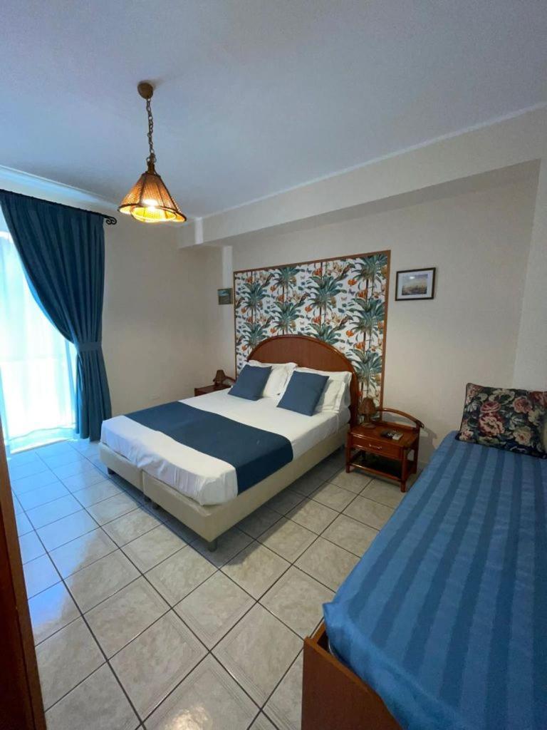 Casa Famiani Bed & Breakfast Letojanni Ngoại thất bức ảnh